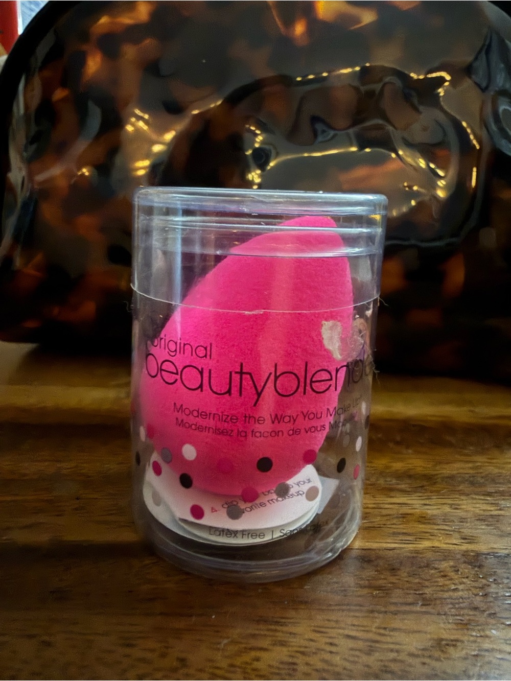 NWT Beautyblender Makeup Sponge - Hot Pink